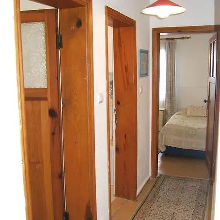 Ardmore Apartment