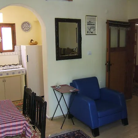 Ardmore Apartment *